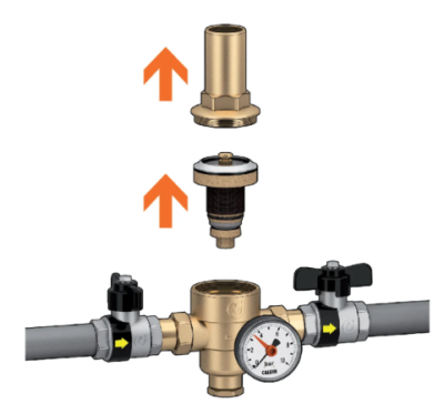 CALEFFI KARTUŞLU BASINÇ DÜŞÜRÜCÜ VANA 11/2" -- 0–10 bar basınç saatiyle - 5